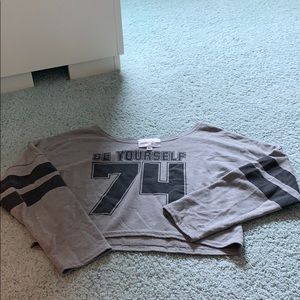 Long sleeve crop tee